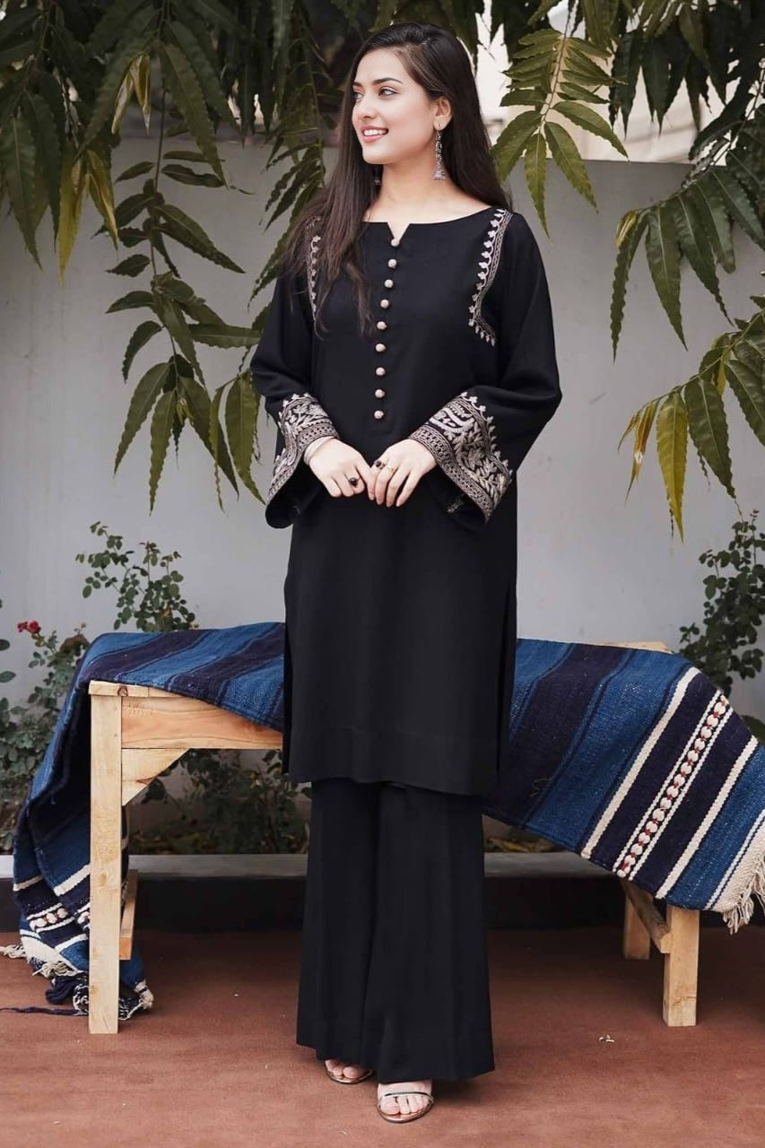 Embroidered Long Pakistani Kurta with Palazzo Set (Full-Sleeve/Black)