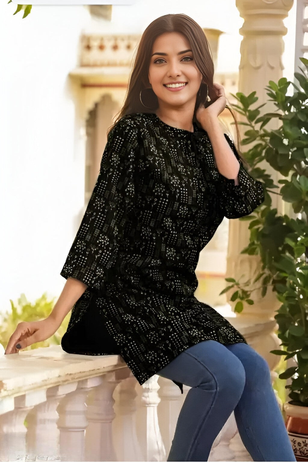 Women Printed Straight Short Kurti (Navy Blue/Black)