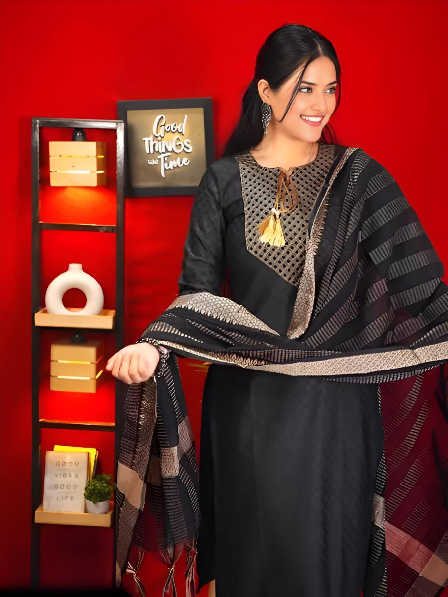 Women Woven Design Straight Kurta Set with Dupatta